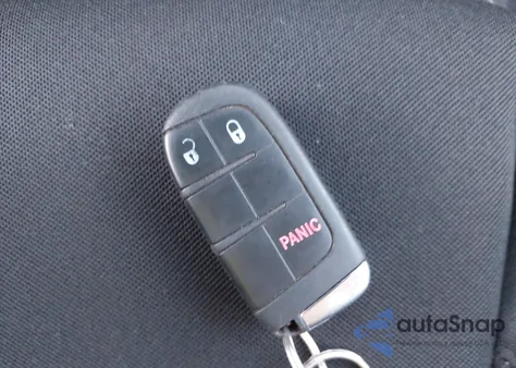 2018 Jeep Renegade Sport 4X4 from USA, damaged, VIN ZACCJBAB8JPH70254